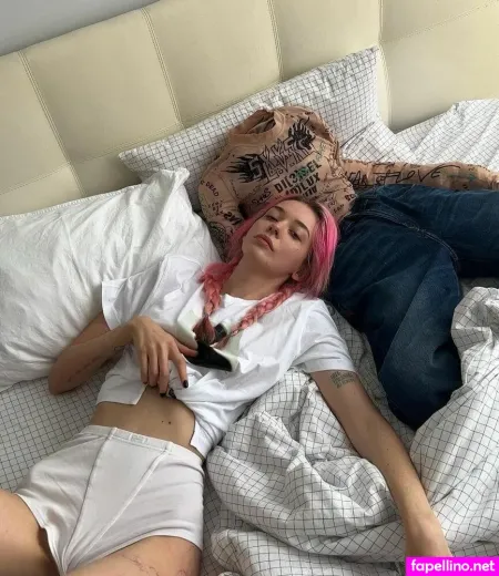 Fraukrauze OnlyFans Thumbnail #suL9kbUdjW