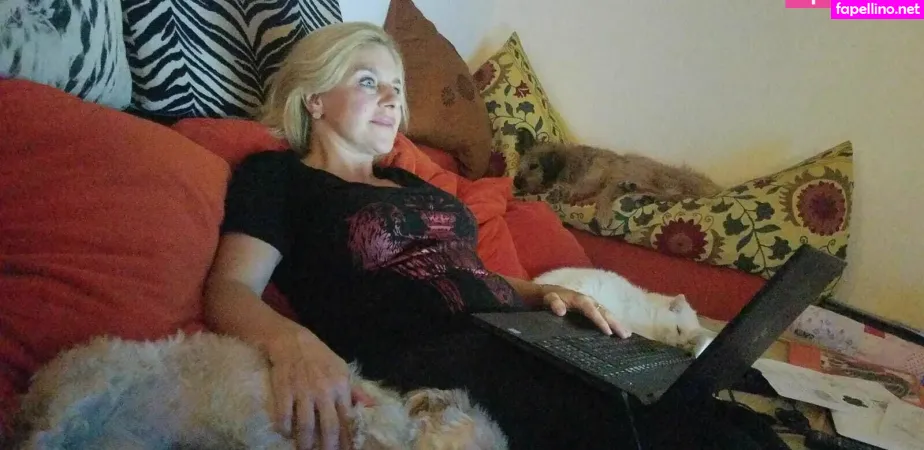 Frauleinschmittfree OnlyFans Thumbnail #FsvC20Fc4T