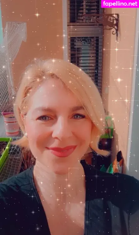 Frauleinschmittfree OnlyFans Thumbnail #GmH0OtwXav