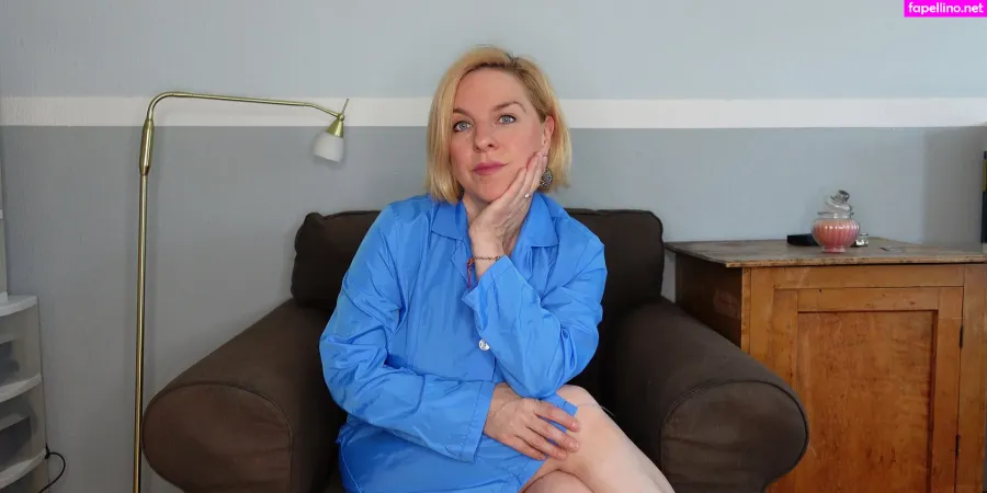 Frauleinschmittfree OnlyFans Thumbnail #q3YibPP9EG