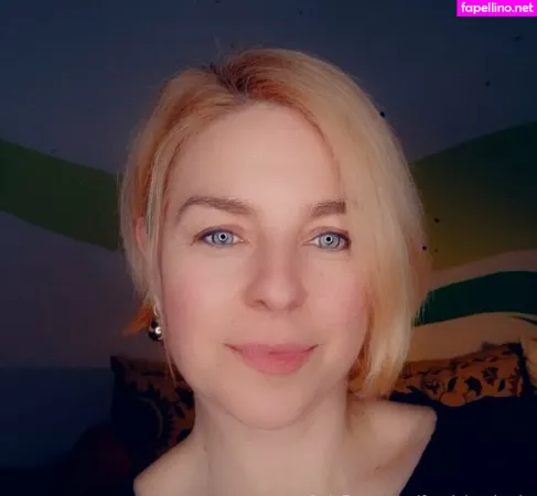 Frauleinschmittfree OnlyFans Thumbnail #s9J7HfqQrl