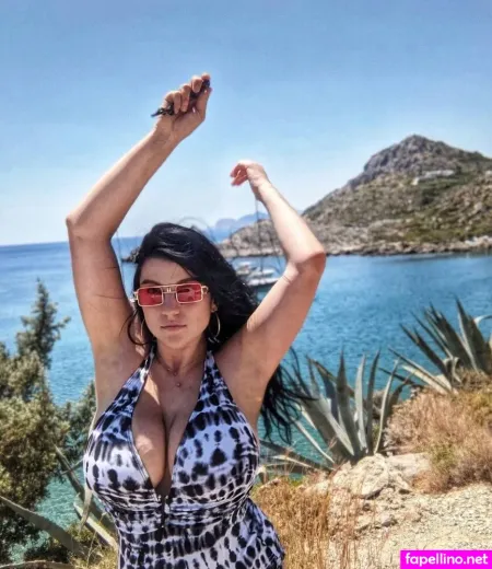 Frautramvai4ik OnlyFans Thumbnail #u6VFhOcOQ8