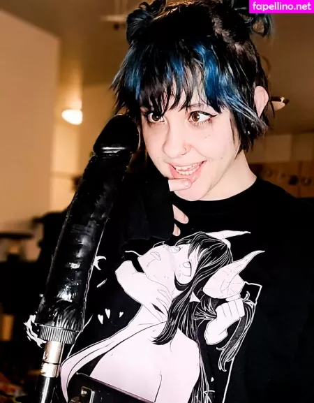 Frazzledflower OnlyFans Thumbnail #CJviWClL4g