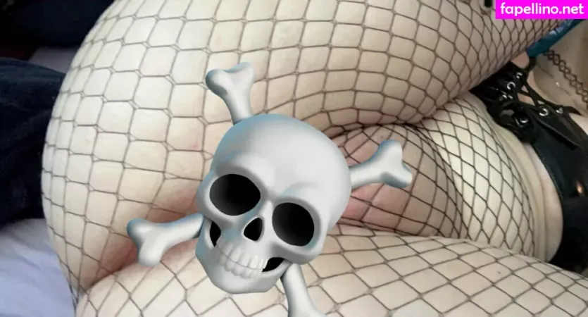 Frazzledflower OnlyFans Thumbnail #yN99TqIe37