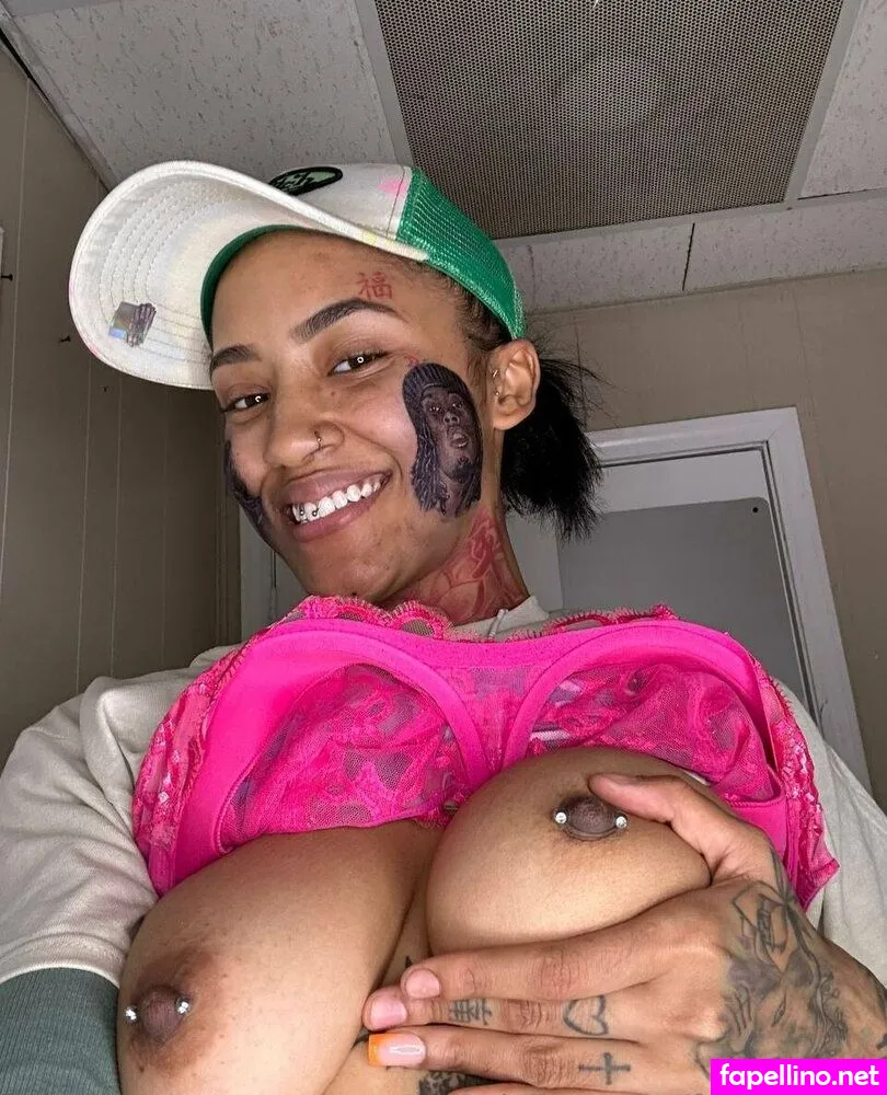 foreignasian, freakazoida, freakazoidd, presidentialrose, presidentrosee Nude Leaked OnlyFans Photo #IjyCq5RRMj