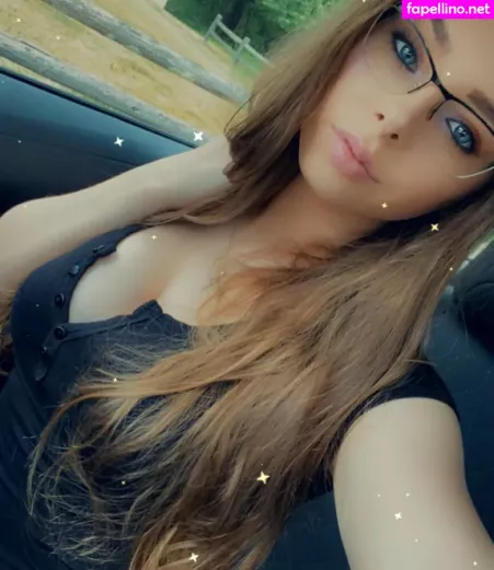 Freaksaregeeks OnlyFans Thumbnail #9nexWux27H