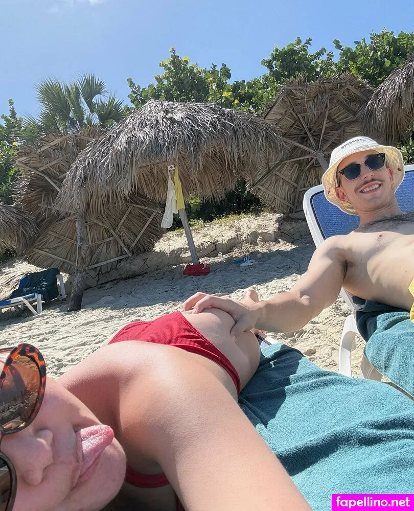 freakycouple2000, freakycoupleq Nude Leaked OnlyFans Photo #YatA6HPwdN