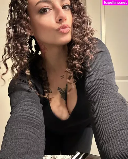 Freakydesi OnlyFans Thumbnail #0T5HovdQeN