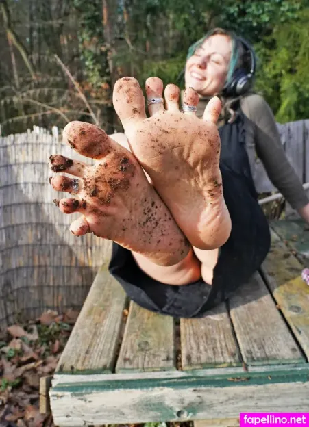 Freakyfjonda OnlyFans Thumbnail #0QF1UjGe7B