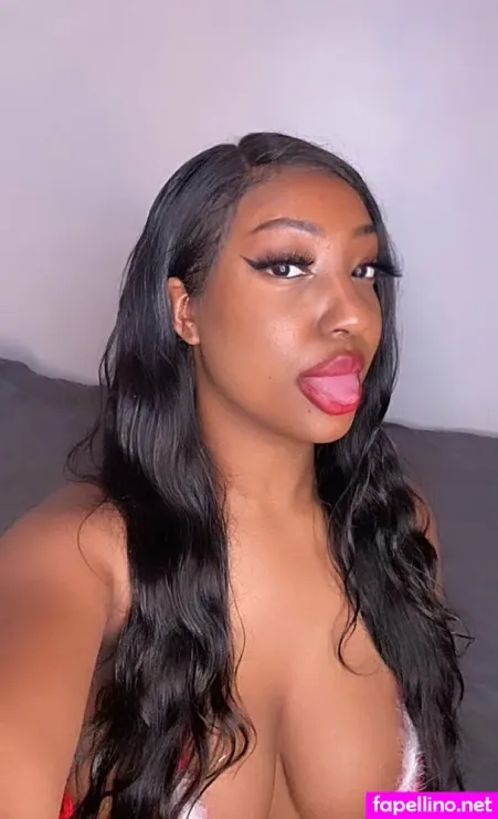 Freakyforeign2 OnlyFans Thumbnail #cGjmwRSkQA