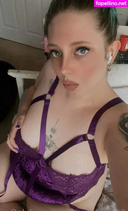 Freakykay420 OnlyFans Thumbnail #H0H6pEDSDb