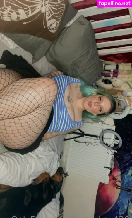 Freakykay420 OnlyFans Thumbnail #h2spnNMien