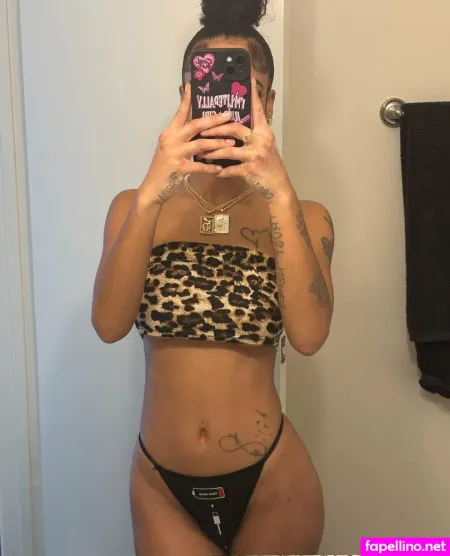 Freakyrozay OnlyFans Thumbnail #1vdex6uBcH