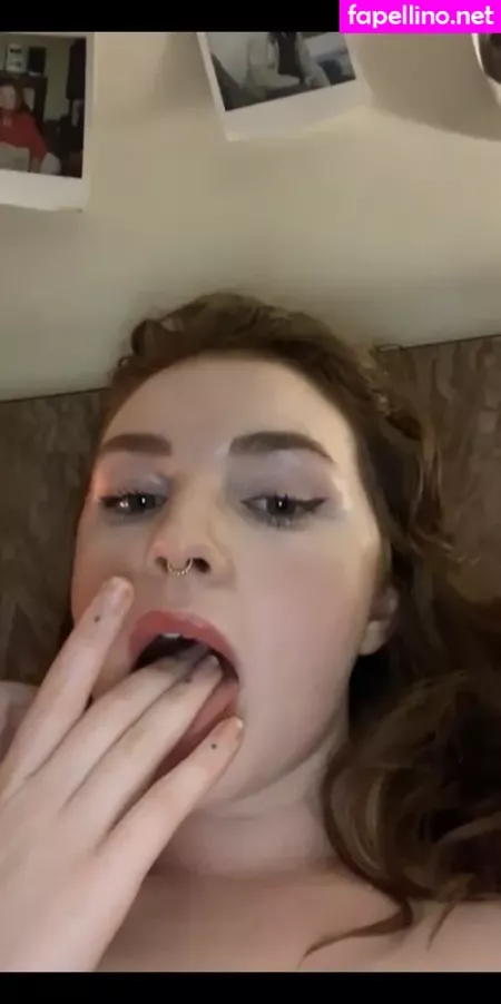 Freckle Fox OnlyFans Thumbnail #XxzWaHkGNP