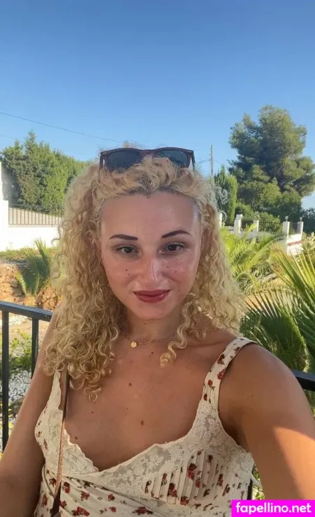 Frecklebum OnlyFans Thumbnail #uDZRxElfyo