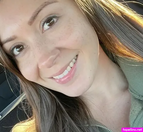 Freckledbaybe 1 OnlyFans Thumbnail #B1Kcua0YNz