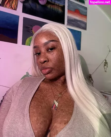 Freckledn OnlyFans Thumbnail #9sOFKl6FZU