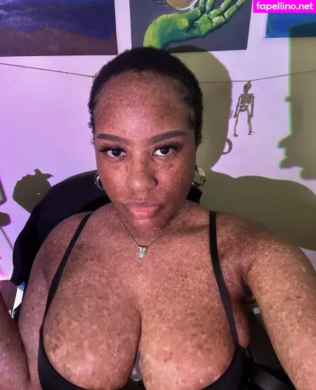 Freckledn OnlyFans Thumbnail #L7TRmTt3cW