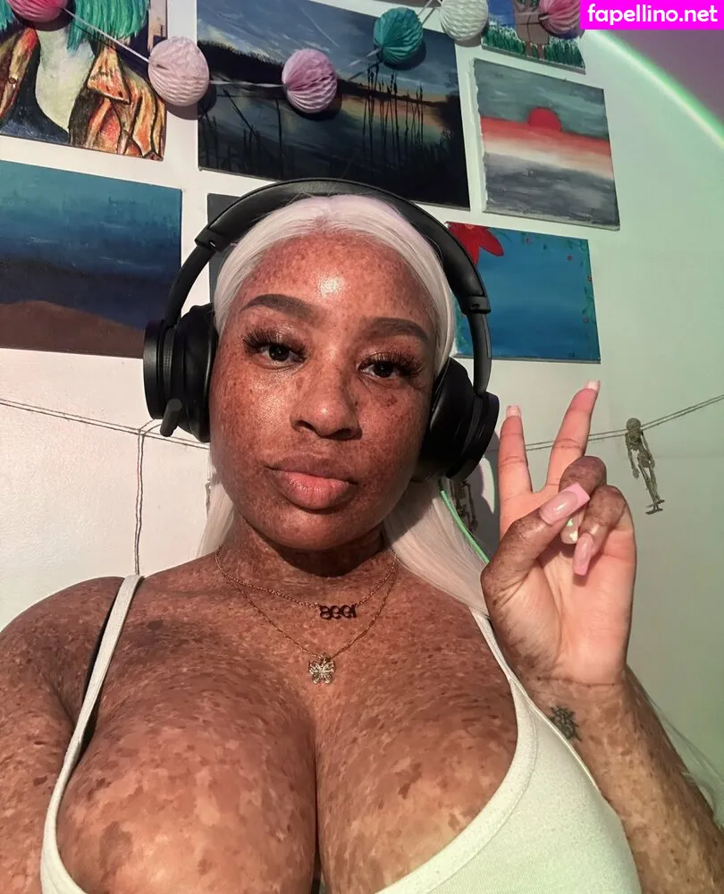 freckled47, freckledn, sweetspinkles471 Nude Leaked OnlyFans Photo #ThAH6ydlsK