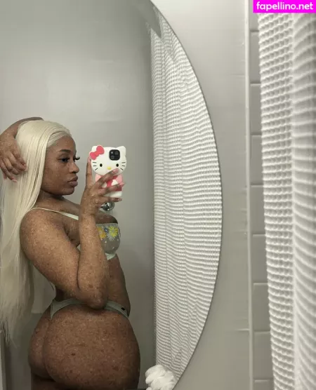 Freckledn OnlyFans Thumbnail #s2By4P5yE8