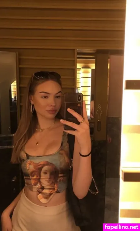 Frederike Eggers OnlyFans Thumbnail #9AtVvIoSqK