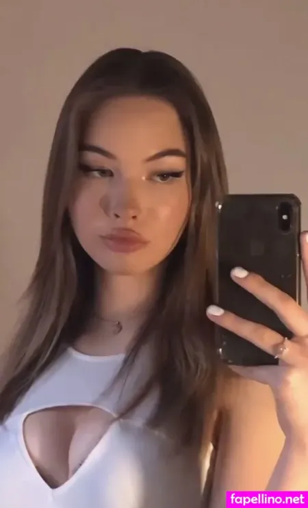 Frederike Eggers OnlyFans Thumbnail #L2YgBeoqWJ