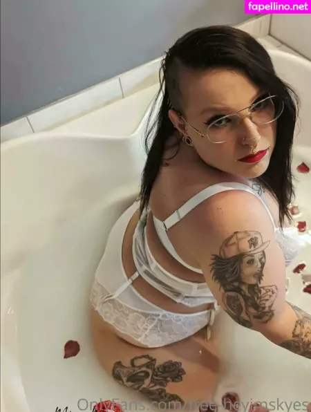 Free Heyimskyes OnlyFans Thumbnail #YZbLuWI3TY