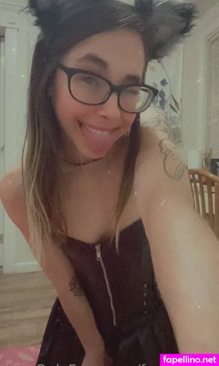 Free Shellz OnlyFans Thumbnail #t0Y5voyc6I