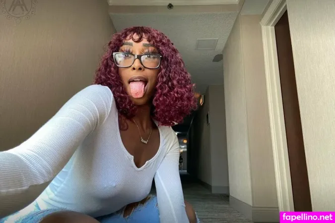 Freeaaliyahh OnlyFans Thumbnail #Lz2hmeiVrB