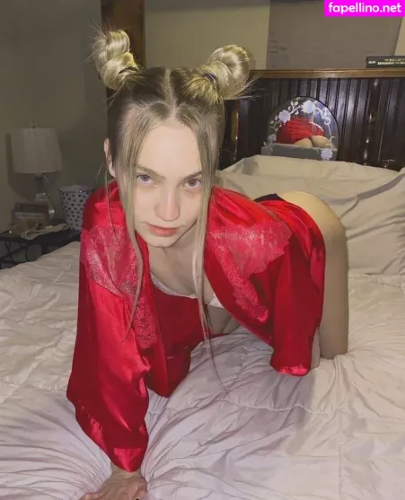 Freeakymistress OnlyFans Thumbnail #3j8upCuetz