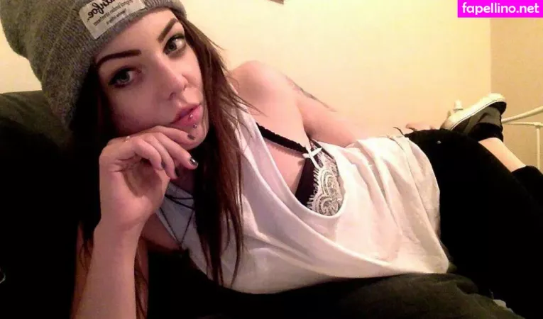 Freeannalee OnlyFans Thumbnail #opVB3dLPP6