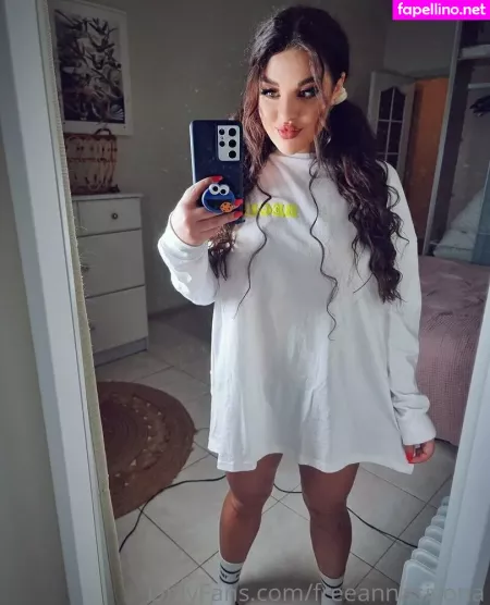 Freeannasivona OnlyFans Thumbnail #wI1XTKVvbF