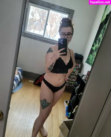 Freeartieeros OnlyFans Thumbnail #StT5h1IBAG