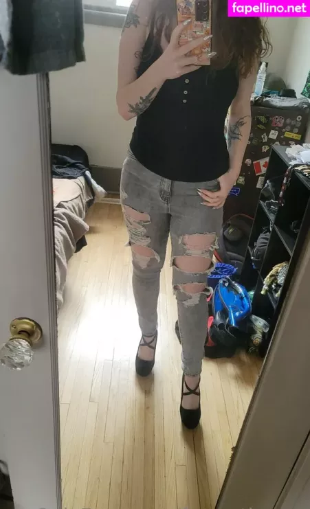 Freeartieeros OnlyFans Thumbnail #XdJ2F6a69p