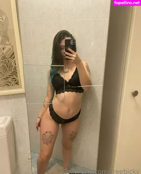 Freebicky OnlyFans Thumbnail #815WDL8Utj