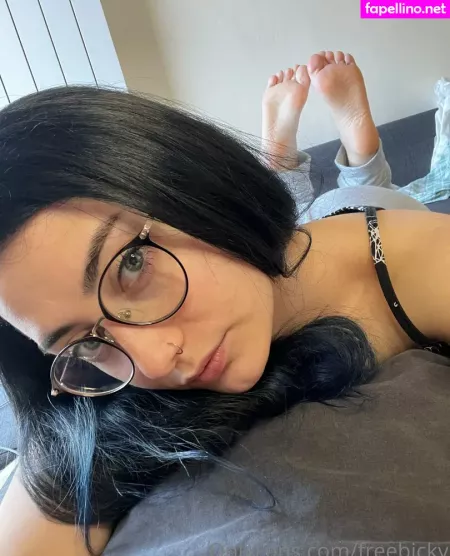 Freebicky OnlyFans Thumbnail #qHrJjc3lP2