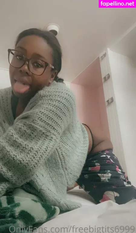 Freebigtits6999 OnlyFans Thumbnail #EF2kc3kMVk