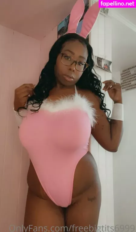 Freebigtits6999 OnlyFans Thumbnail #br6RMmWS46