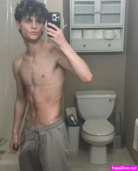 Freebtwnate OnlyFans Thumbnail #h7uZHRM1xL