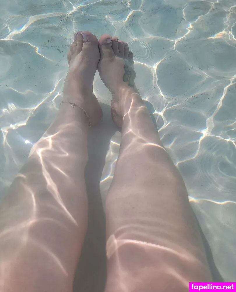 freedeflowers, freeflowers Nude Leaked OnlyFans Photo #oEFeeCrsnU