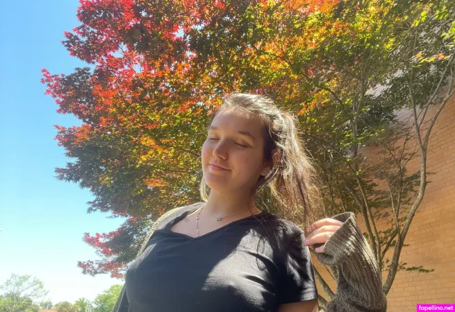 Freedumlala OnlyFans Thumbnail #LGof0PXSb9