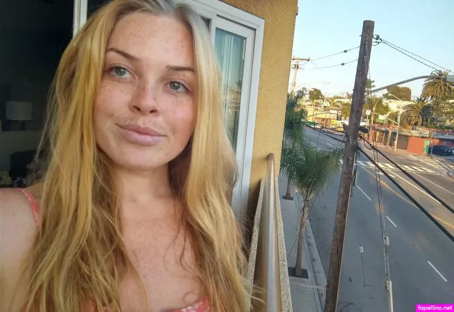 Freefreckles420 OnlyFans Thumbnail #ZCT3b6QkSW