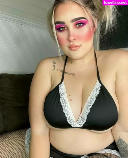 Freehazelbuttz OnlyFans Thumbnail #dk9pgPDBLA