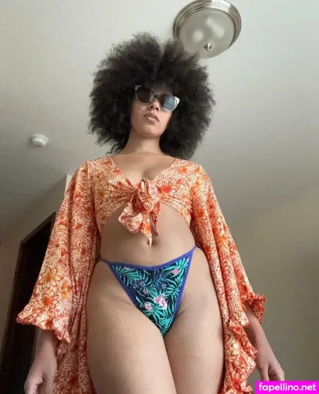 Freehoneygriffin OnlyFans Thumbnail #7ItElDRS3m