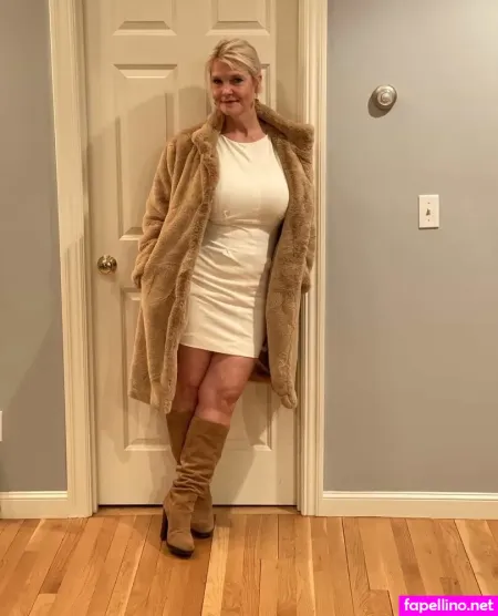 Freehotwifeblondie OnlyFans Thumbnail #FtPdBcE360