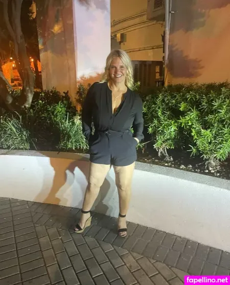 Freehotwifeblondie OnlyFans Thumbnail #IeWlughg56