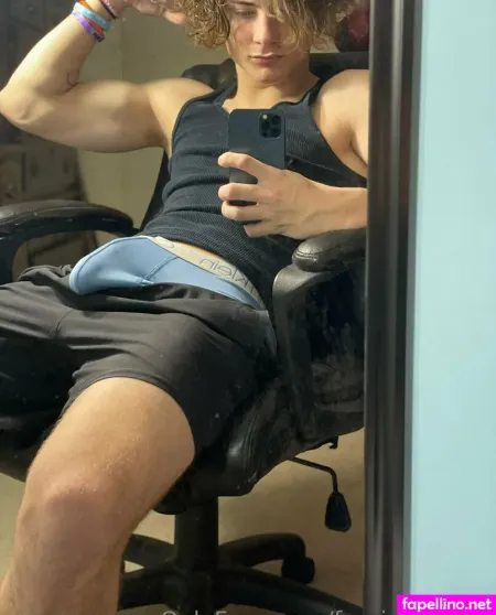 Freejohnny18 OnlyFans Thumbnail #ARTL0V4GPr