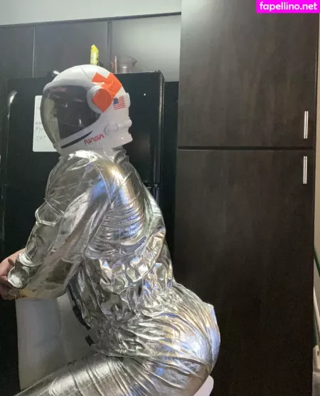 Freejohnnystone OnlyFans Thumbnail #9INurS9Lfd