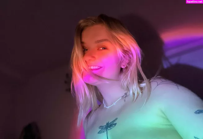 Freekikihelen OnlyFans Thumbnail #EoUFhZTAQV
