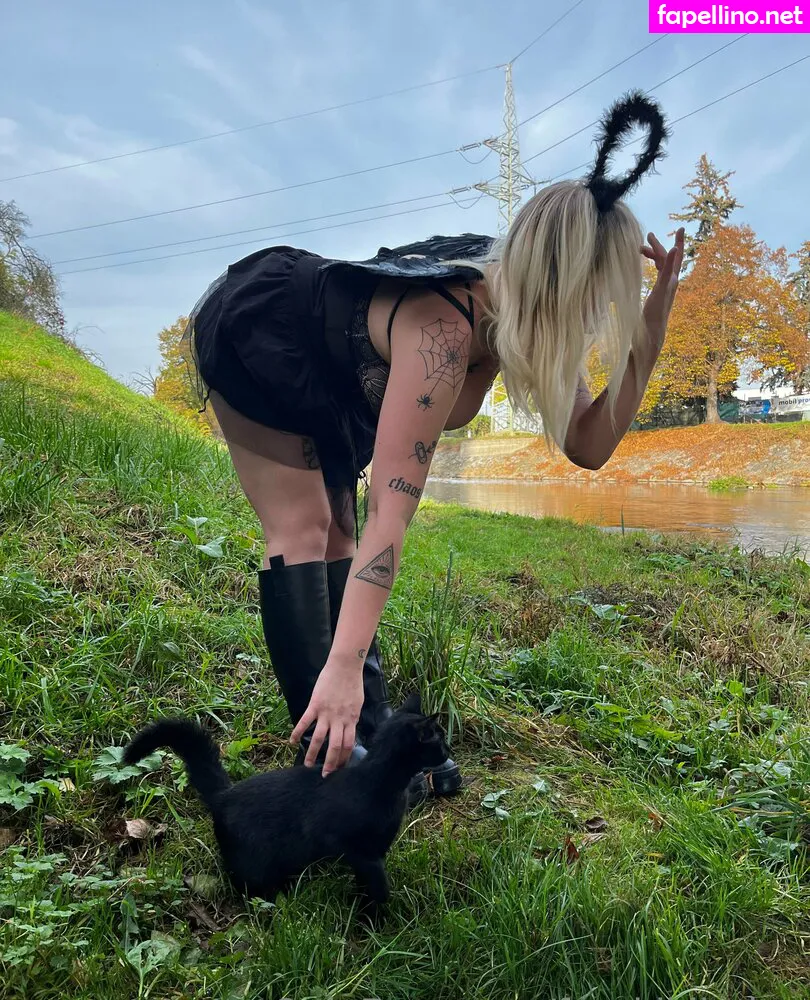 freeellaknox, freekikihelen Nude Leaked OnlyFans Photo #FdbgZ9n9pR